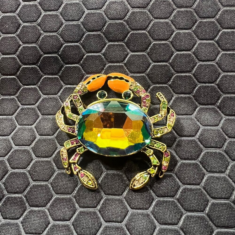 Crab Brooch with Multicolored Crystals - Picture 1 of 1